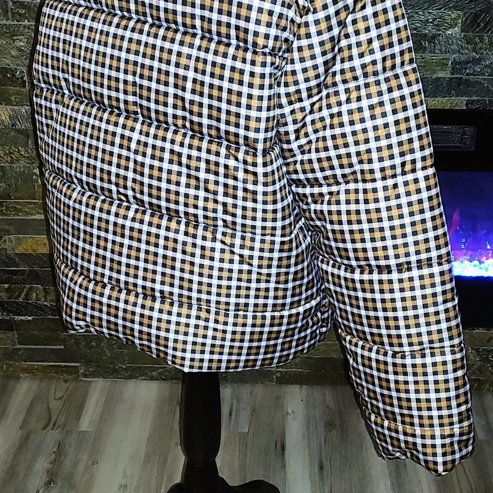 Plaid Puffer Jacket Size L - Picture 7 of 8